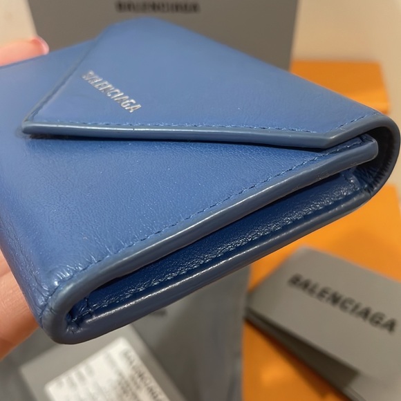 SOLD❤️Authentic Balenciaga Mini Wallet in Blue💙 - Picture 7 of 16